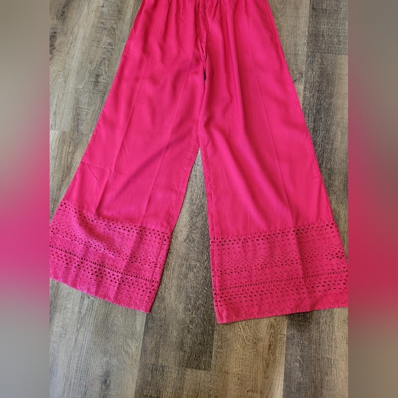 Elegant Pink Women's Pantsuit - Picture 4 of 11